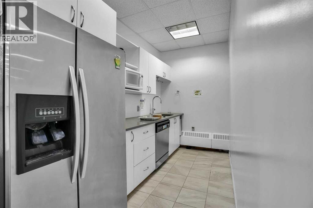 Property photograph 12 for MLS A2354580
