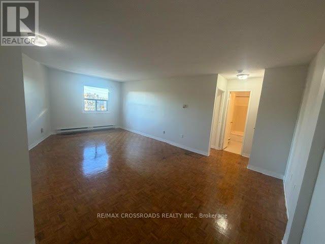305 - 1 KINGSTON ROAD E, Toronto (The Beaches) — photo 9
