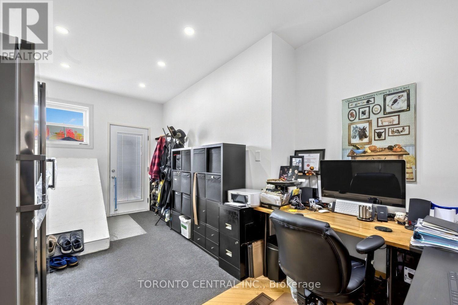 21 CHESTER AVENUE, Toronto (Playter Estates-Danforth) — photo 12