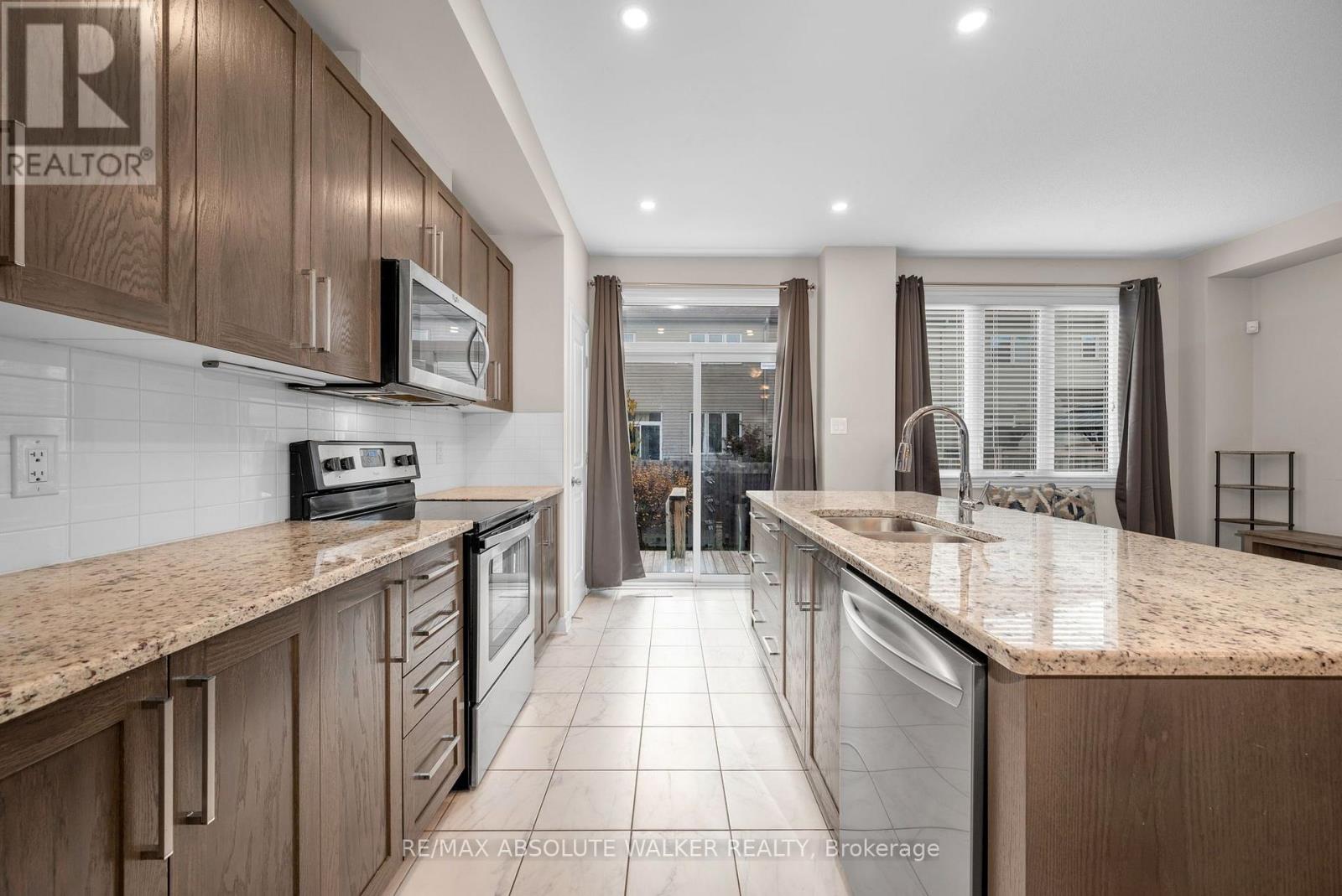 258 YELLOWCRESS WAY - 14