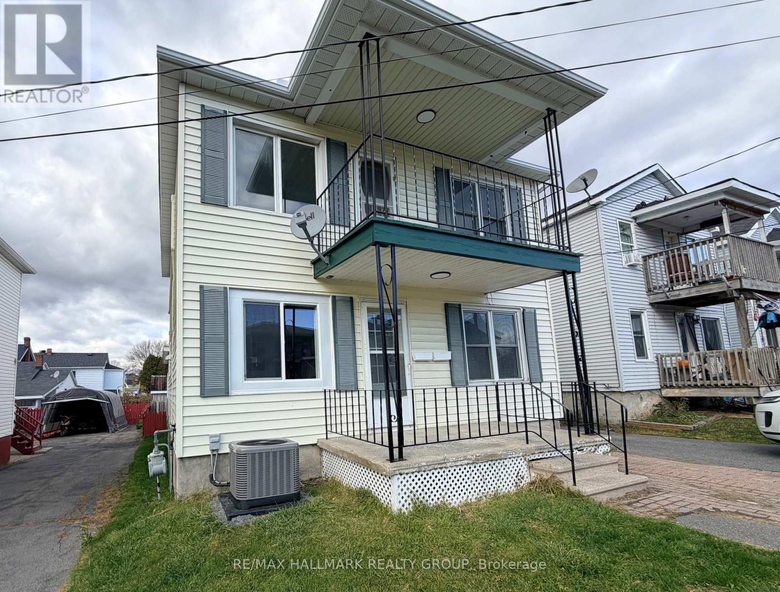 1206-1208 EASTON AVENUE, Cornwall — photo 2