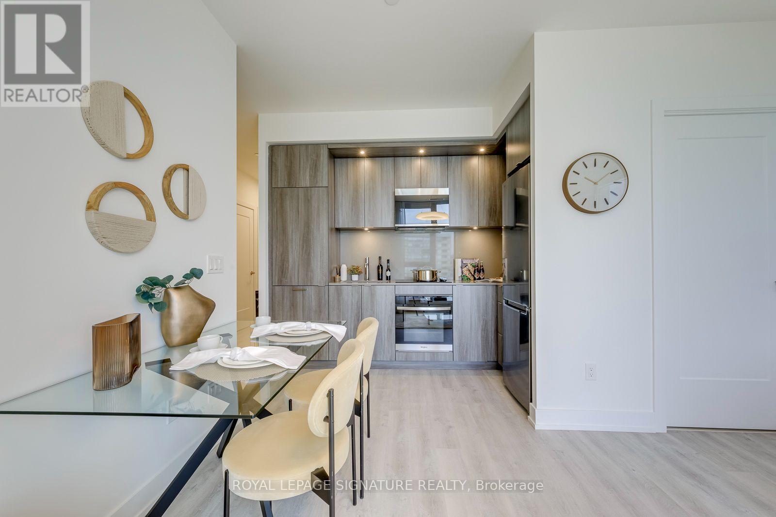 #PH01 25 CORDOVA AVENUE - 7