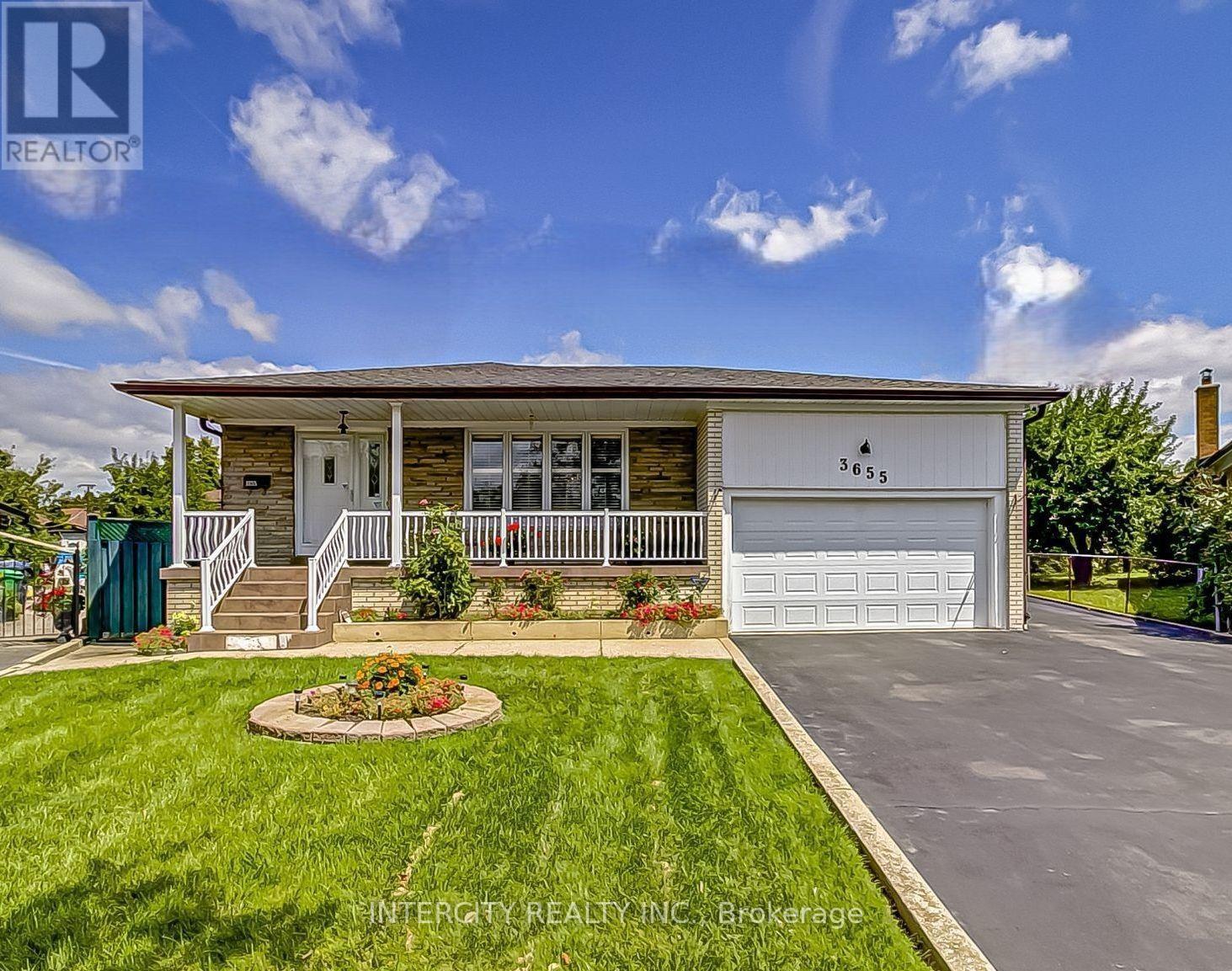3655 YUMA COURT, Mississauga (Malton)