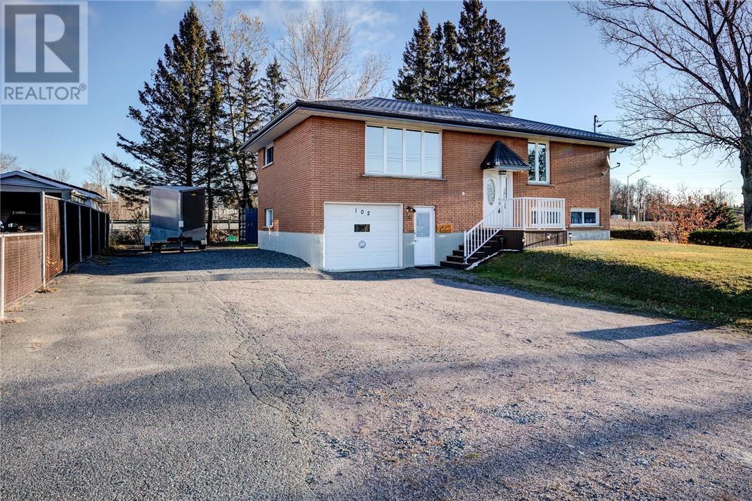 102 Paquette Street, Azilda