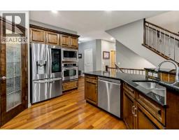153 Coopers Park SW, Airdrie — photo 9