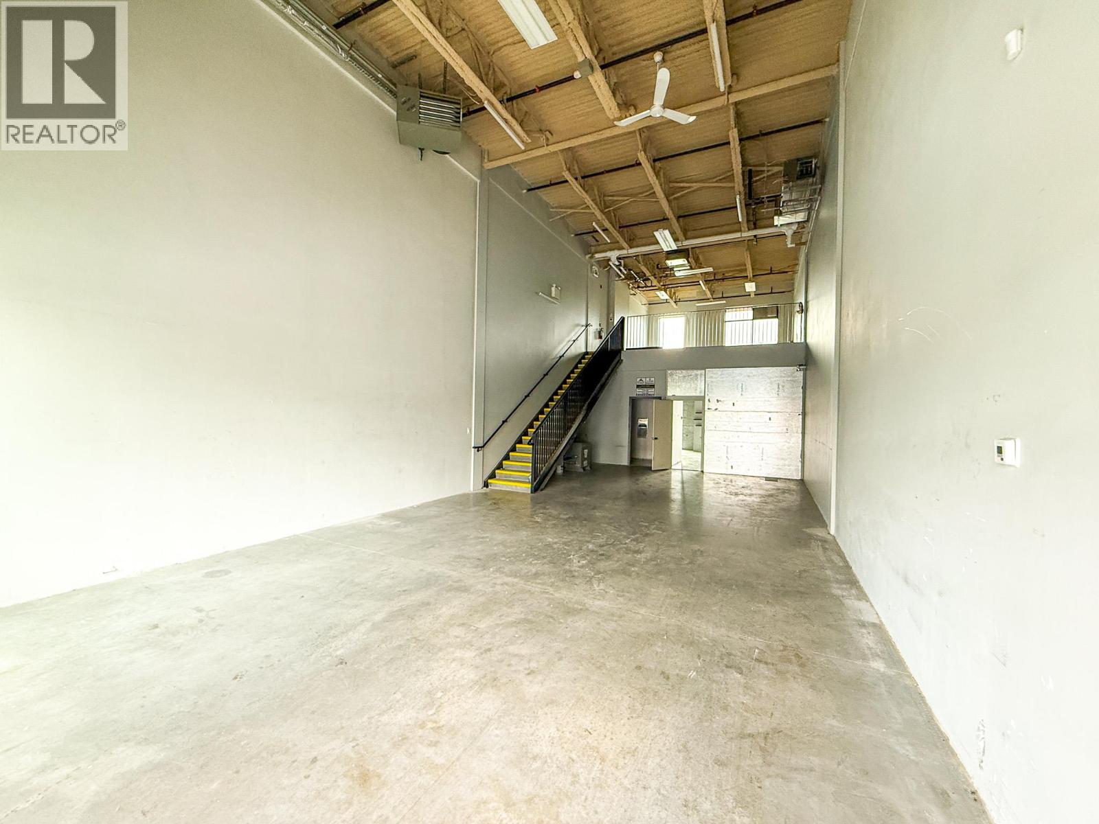 102 810 Clement Avenue, Kelowna