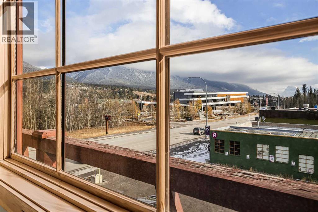 Property photograph 2 for MLS A2354655