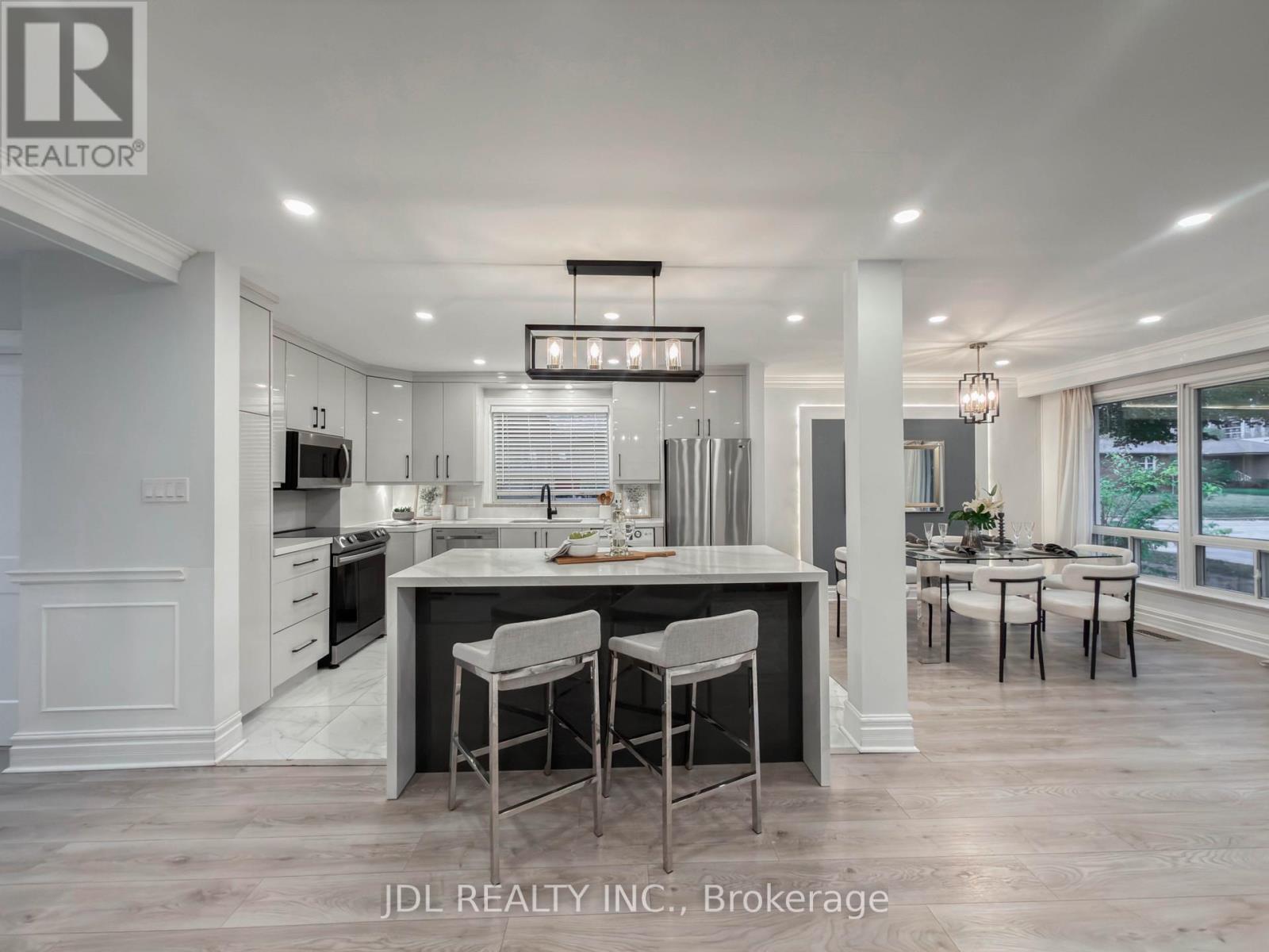 50 SILVERVIEW DRIVE - 15