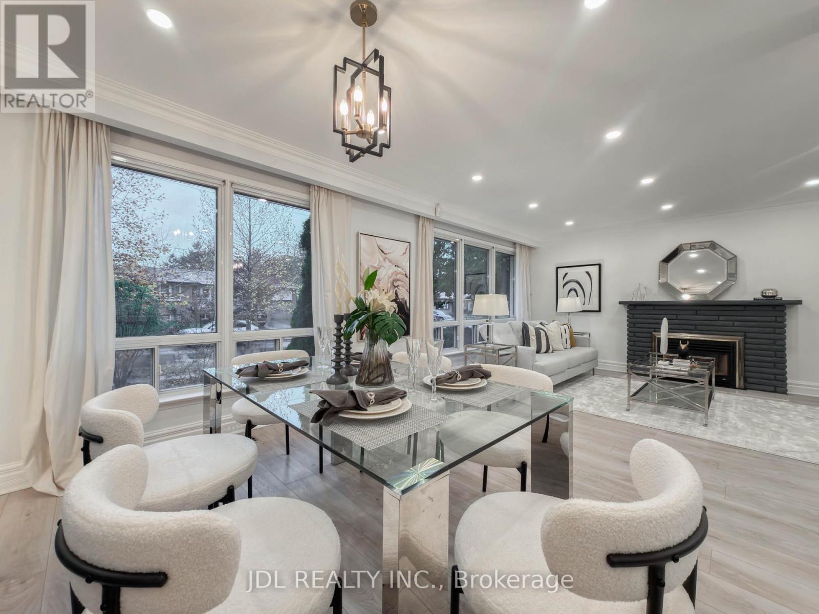 50 SILVERVIEW DRIVE - 23