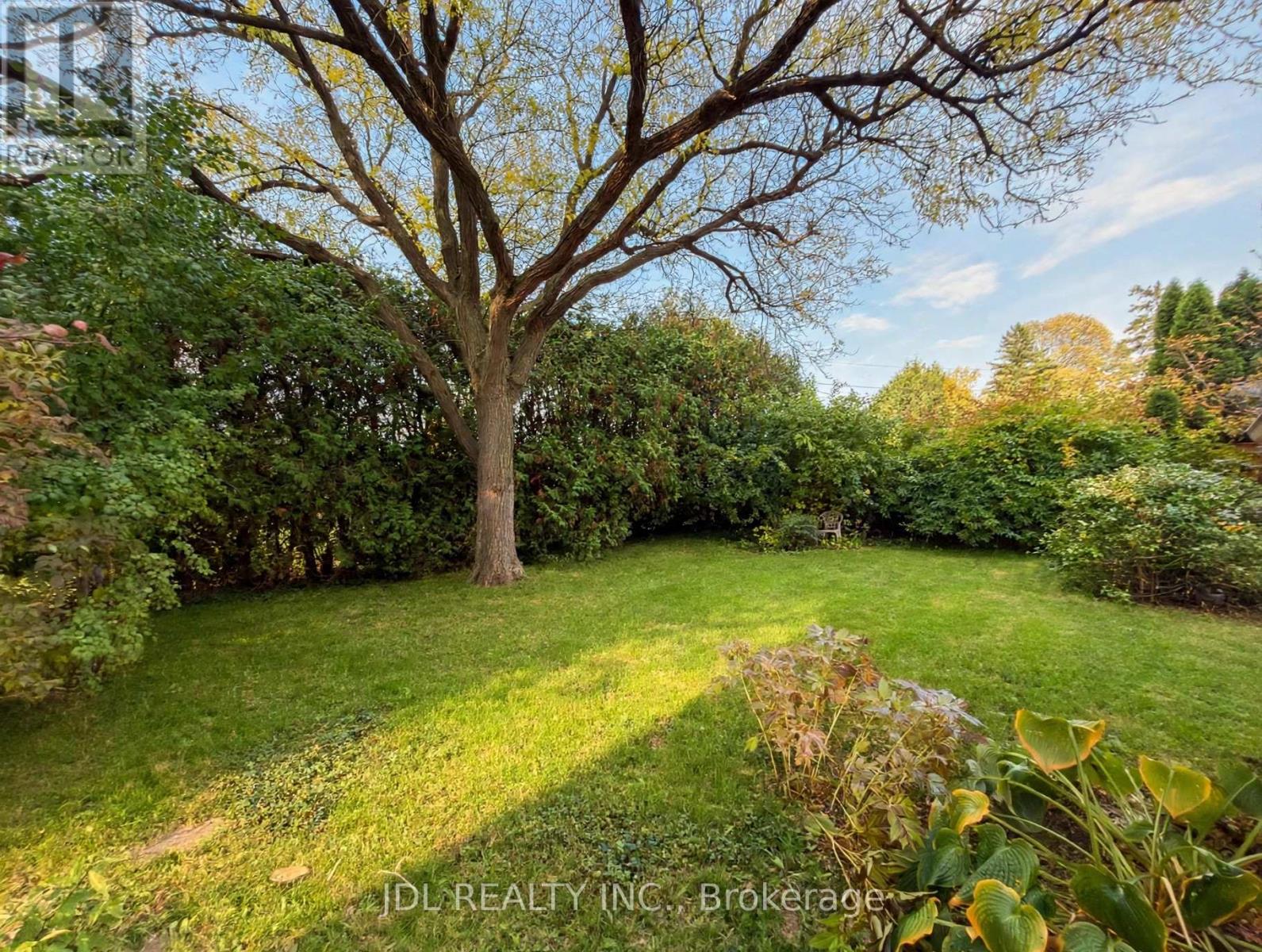 50 SILVERVIEW DRIVE - 36