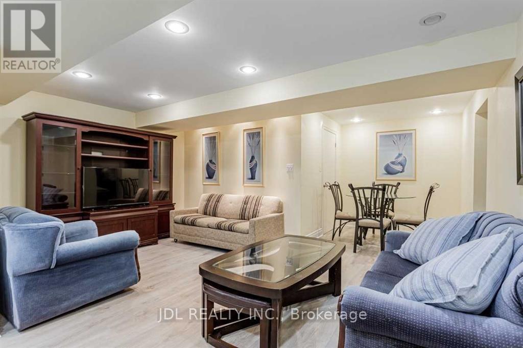 50 SILVERVIEW DRIVE - 38