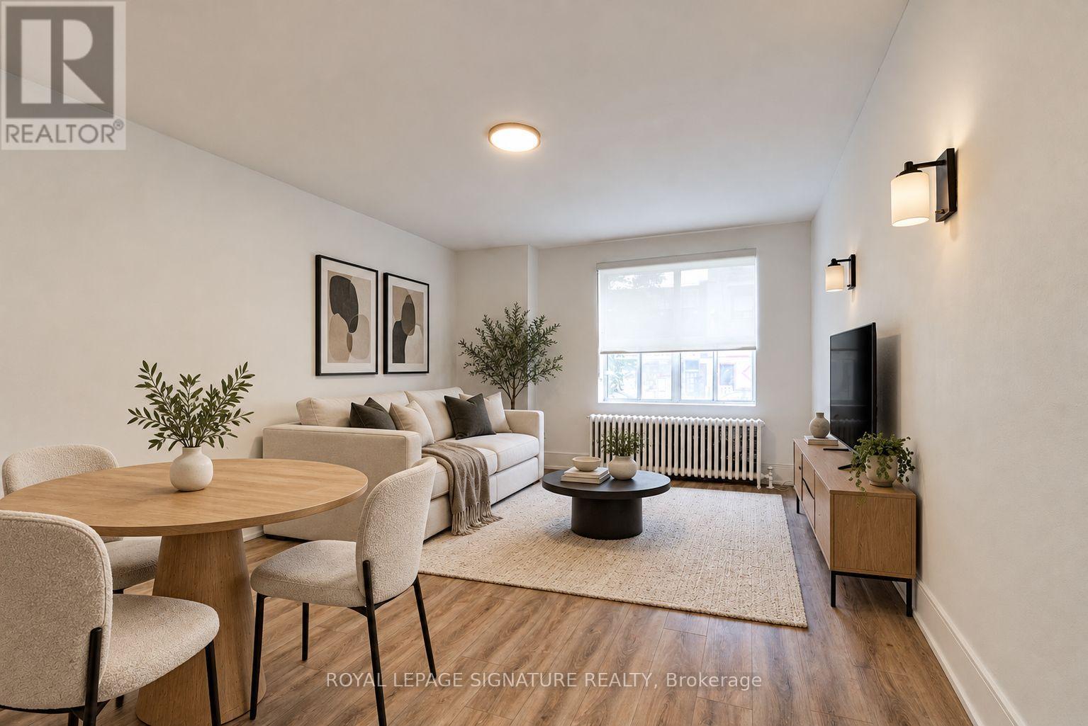 C1 - 231 VAUGHAN ROAD, Toronto (Humewood-Cedarvale) — photo 2
