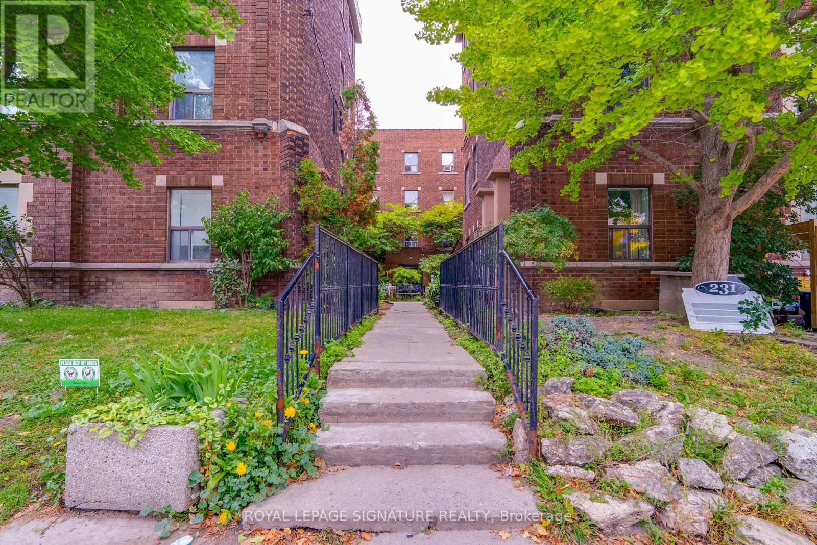 B12 - 231 VAUGHAN ROAD, Toronto (Humewood-Cedarvale) — photo 10