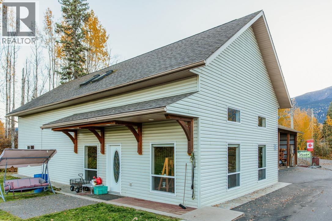 4479 GELLEY Road, Smithers