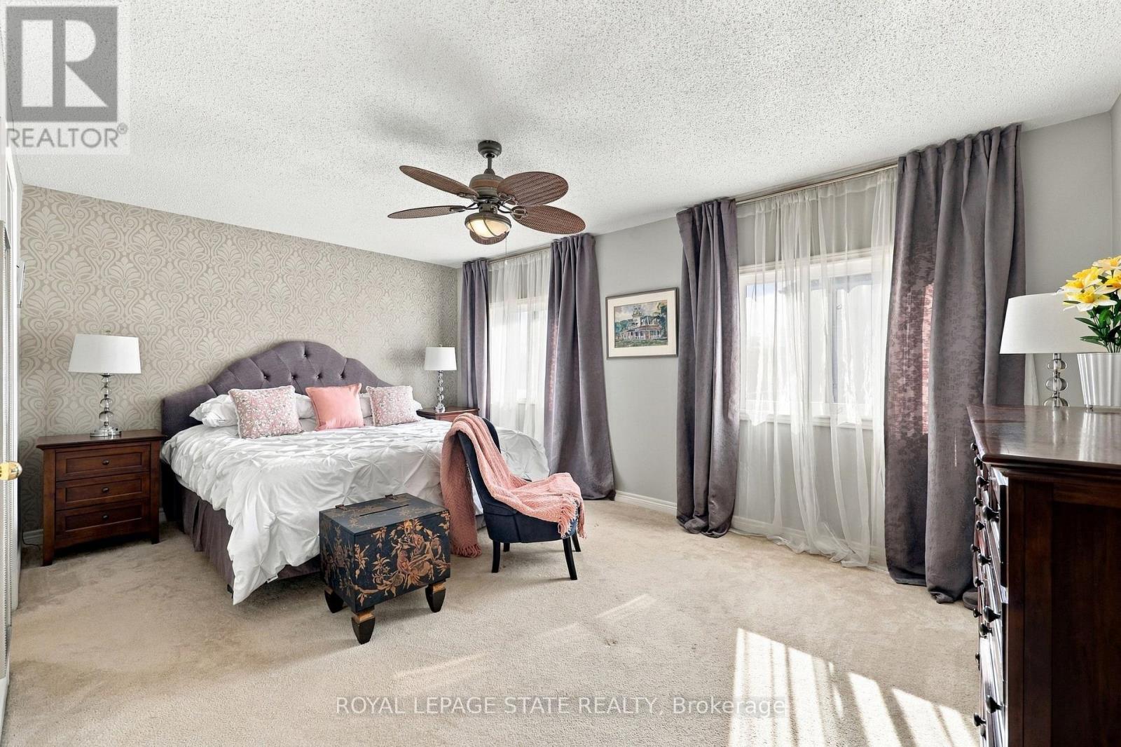 79 LIVINGSTONE DRIVE - 30
