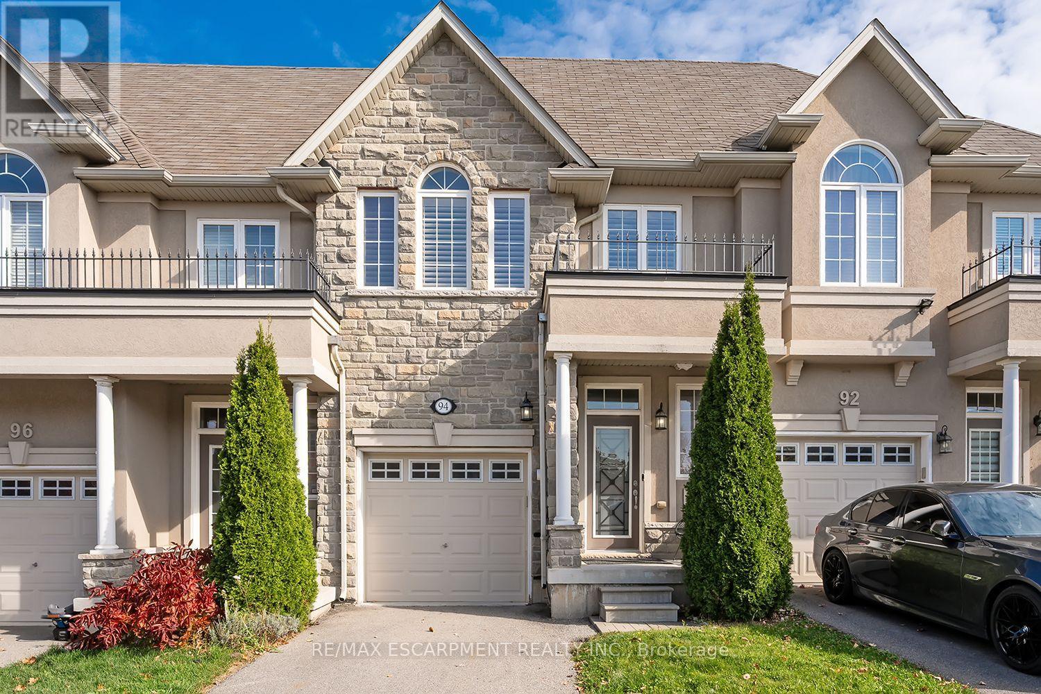 94 VINTON ROAD, Hamilton (Ancaster) — photo 2