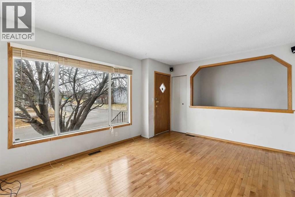 Property photograph 4 for MLS A2355774