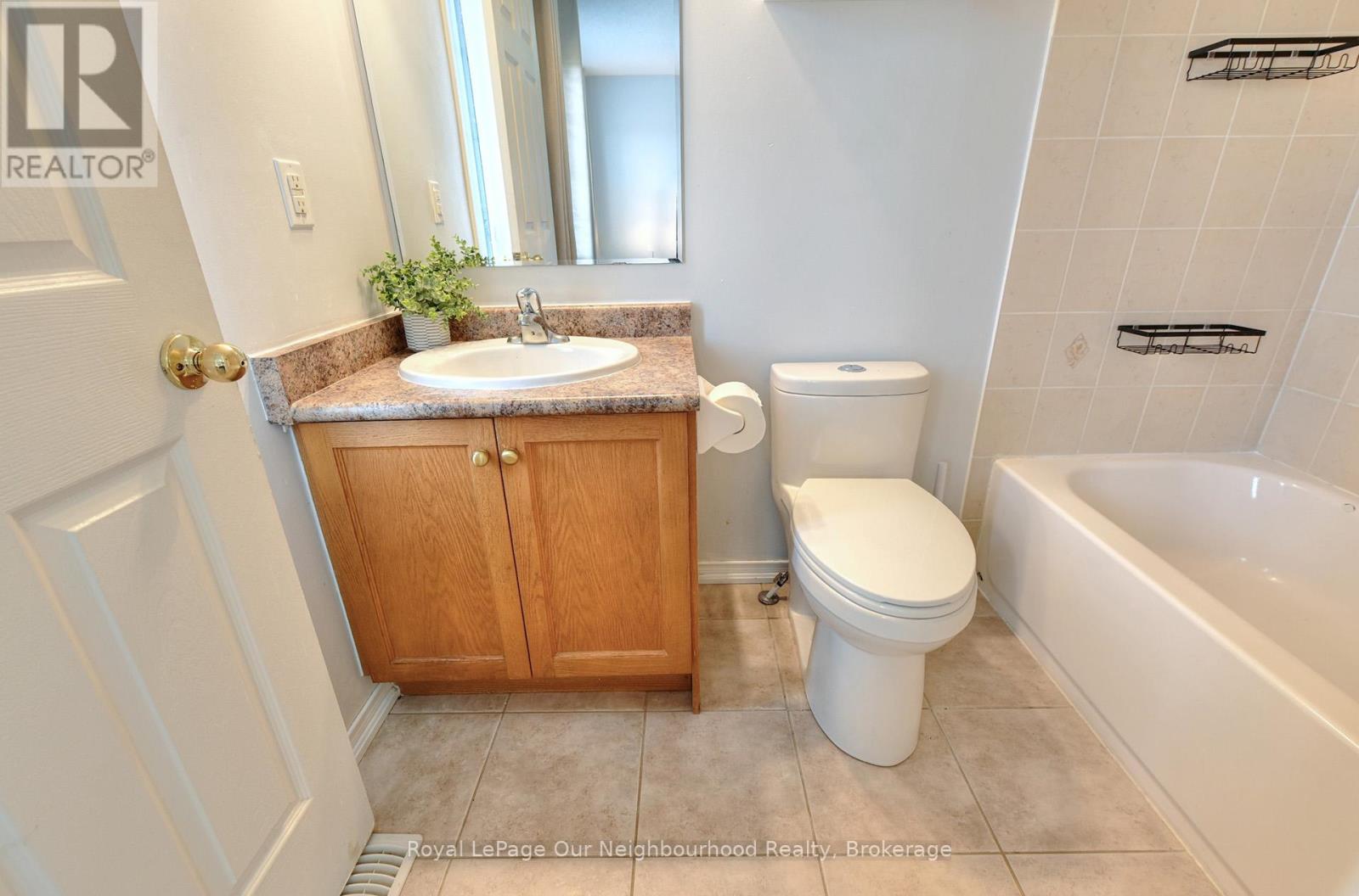 114 BARNHAM STREET, Ajax (Central East) — photo 11