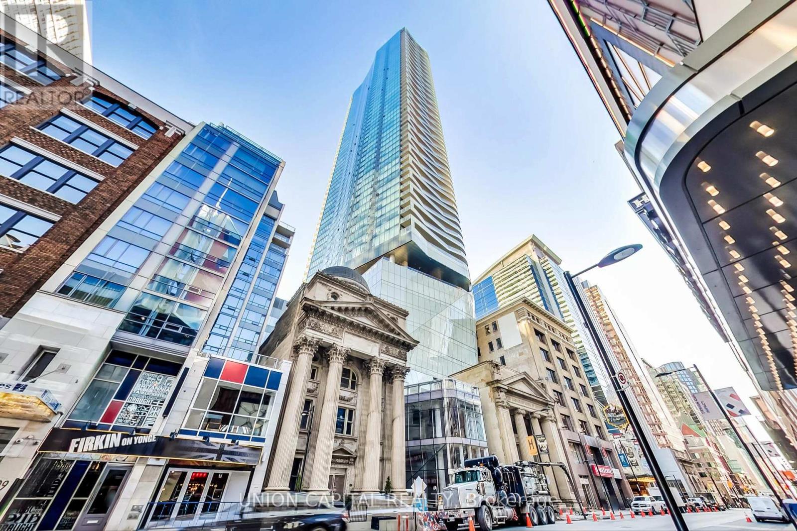 1614 - 197 YONGE STREET, Toronto (Church-Yonge Corridor) — photo 2