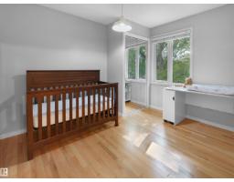 10968 75 AV NW, Edmonton — photo 17