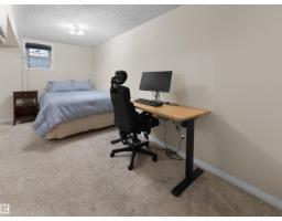 10968 75 AV NW, Edmonton — photo 23