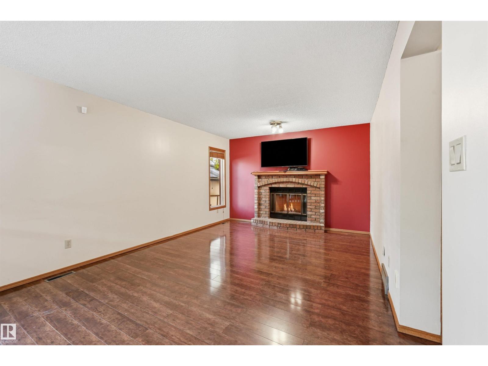 6308 152C Avenue NW, photo 18
