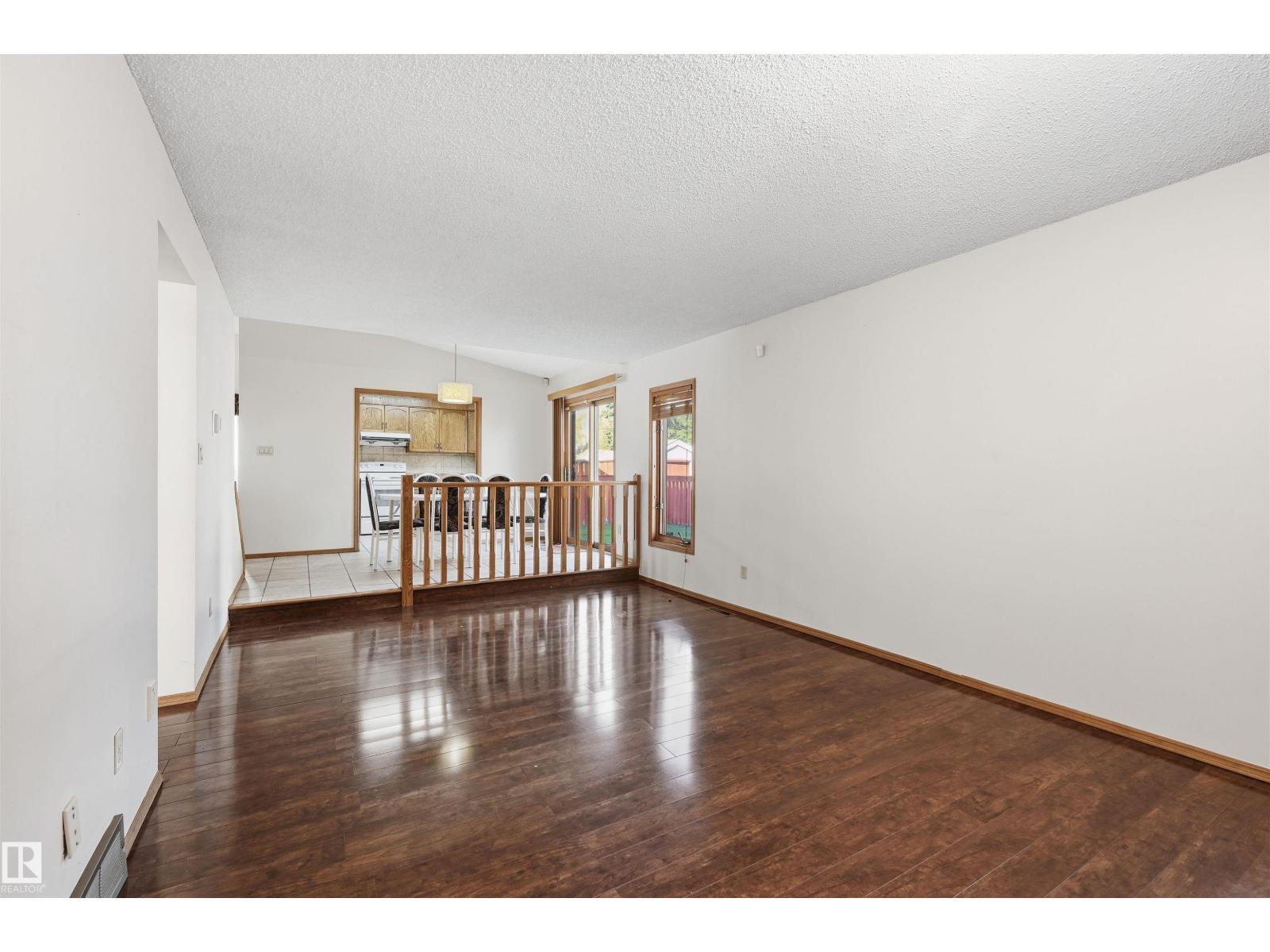 6308 152C Avenue NW, photo 20