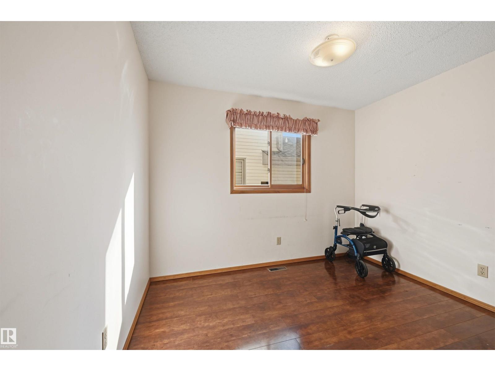 6308 152C Avenue NW, photo 21