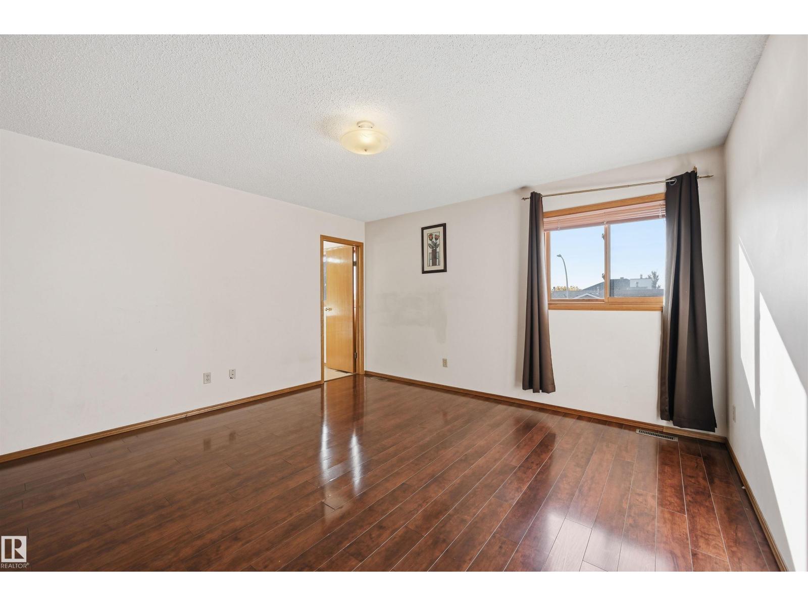 6308 152C Avenue NW, photo 24