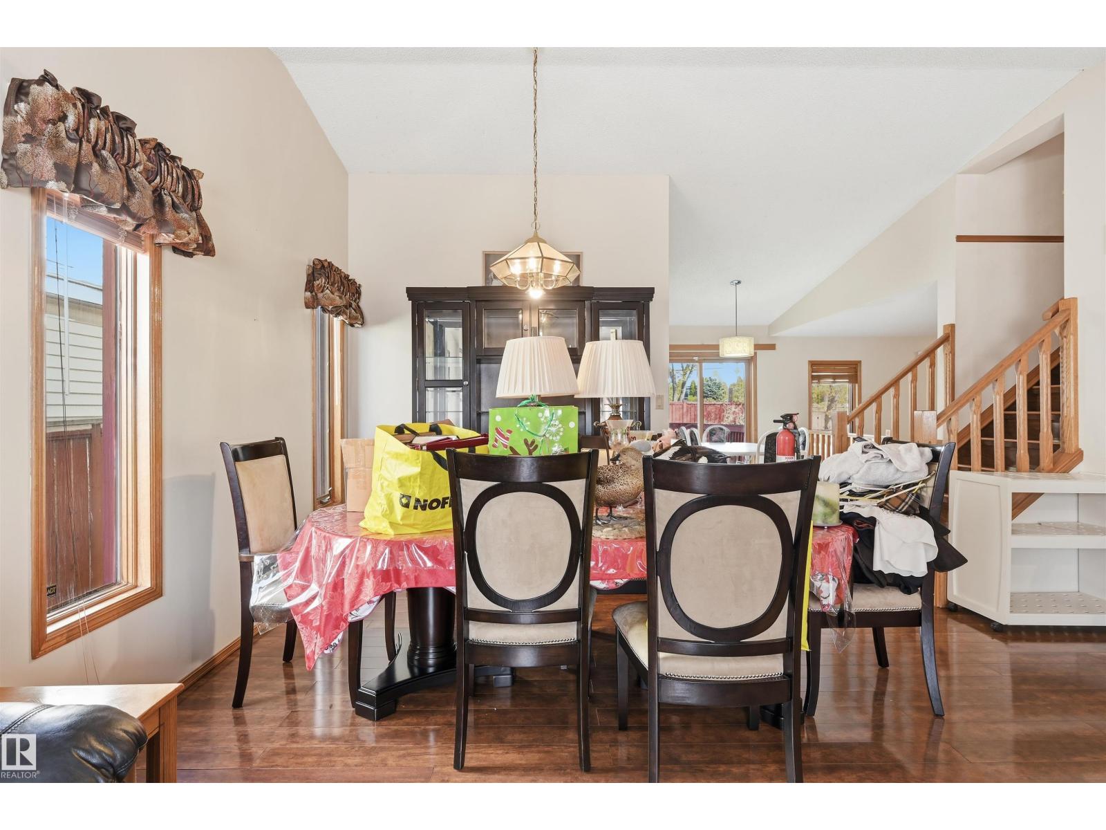 6308 152C Avenue NW, photo 8