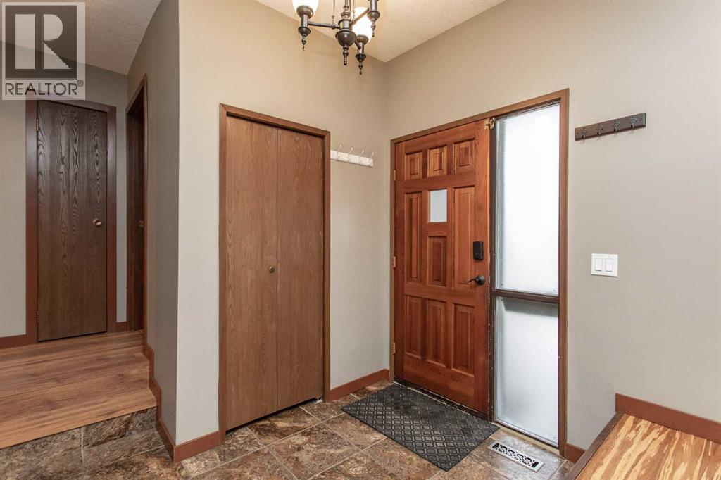Listing photo – 11 Odell Green, Red Deer