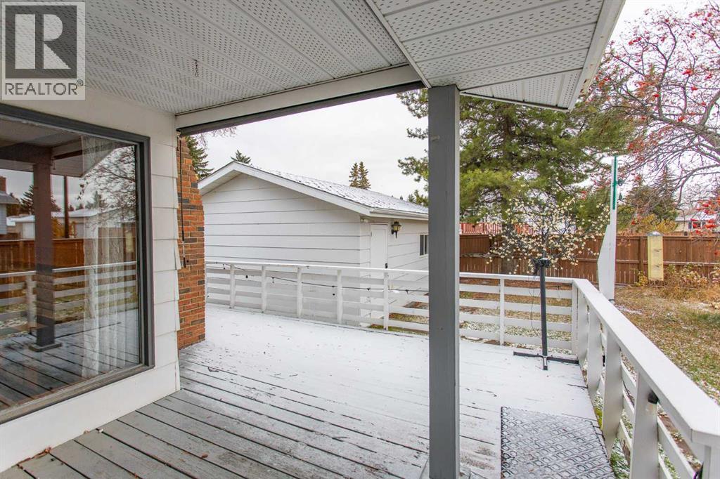 Listing photo – 11 Odell Green, Red Deer