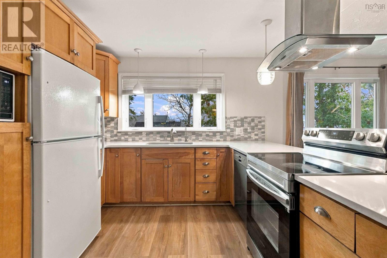 22 Cedar Crescent, photo 11