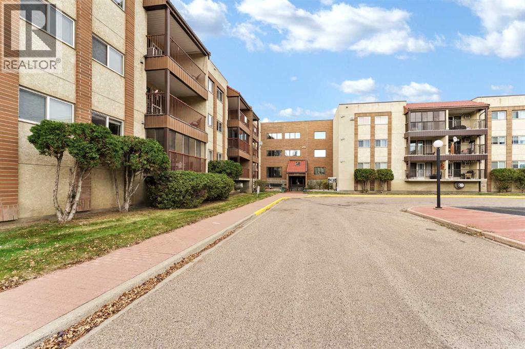 Property photograph 3 for MLS A2354987