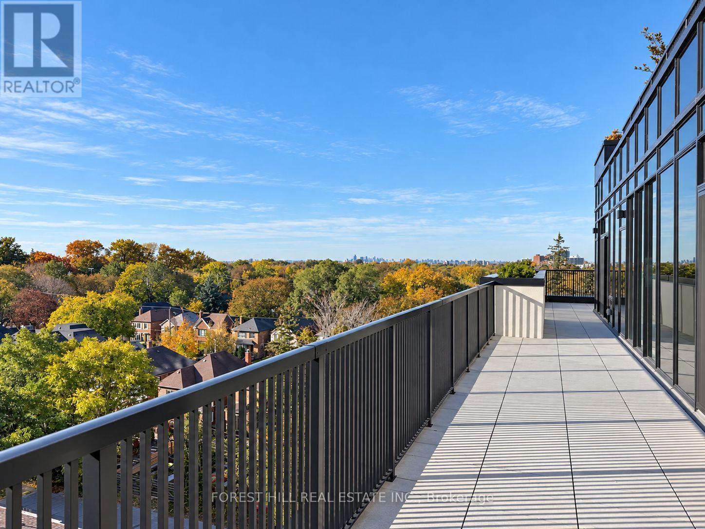 #6B 2010 BATHURST STREET - 28