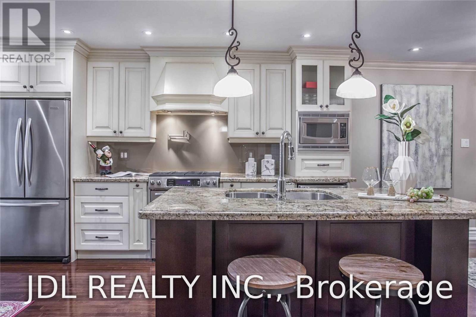 30 HEDGEWOOD ROAD, Toronto (Bridle Path-Sunnybrook-York Mills) — photo 6