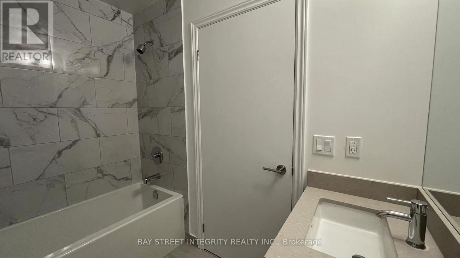 503 - 32 FOREST MANOR ROAD, Toronto (Henry Farm) — photo 6