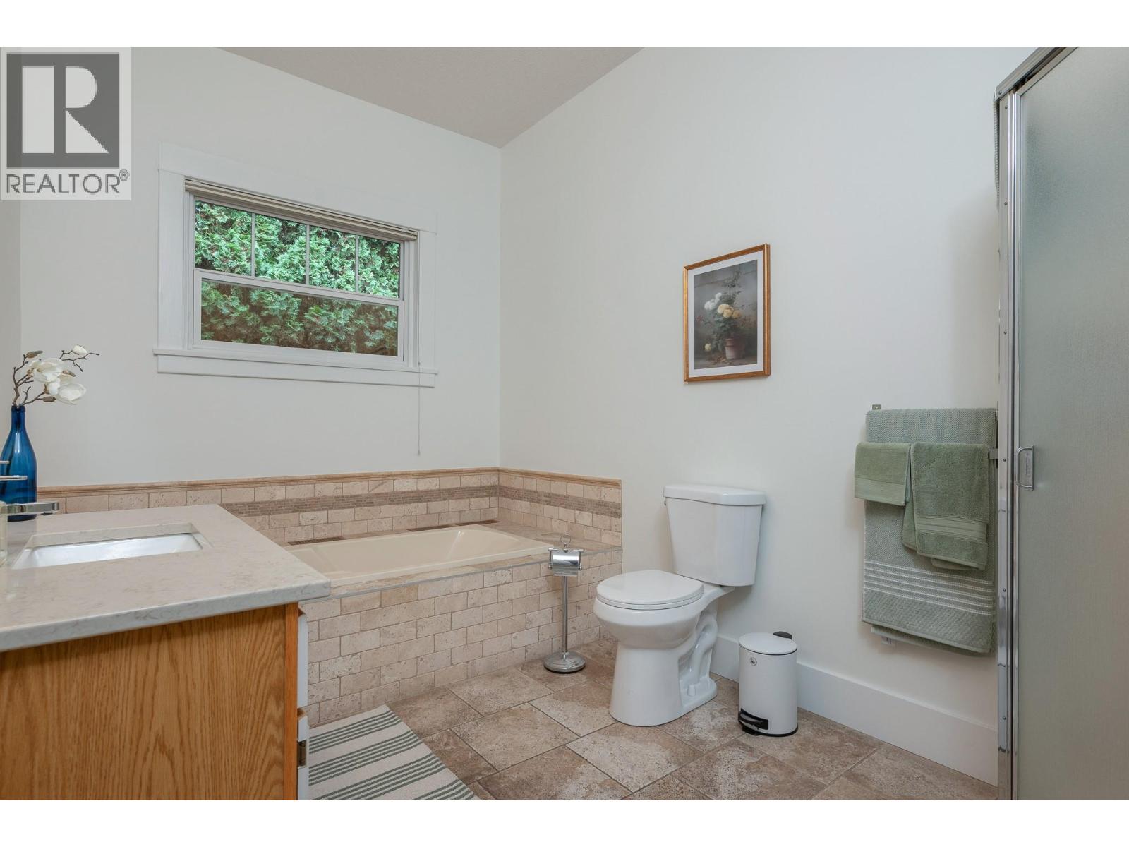 9739 Delcliffe Road - 23