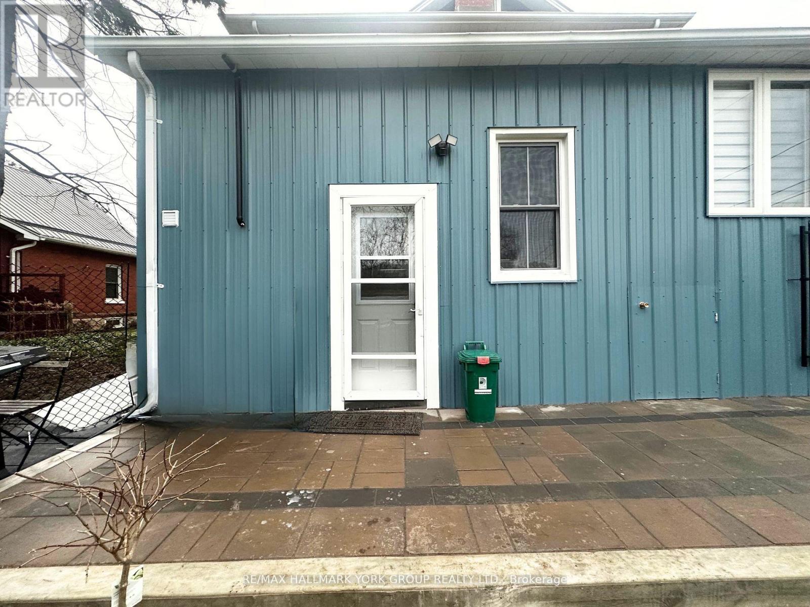UPPER - 420 OSBORNE STREET, Brock (Beaverton) — photo 2