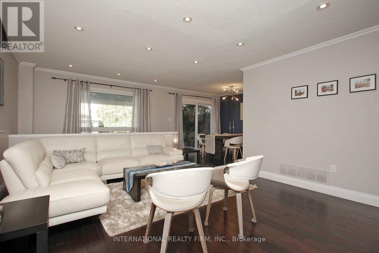 1876 BICROFT COURT - 11