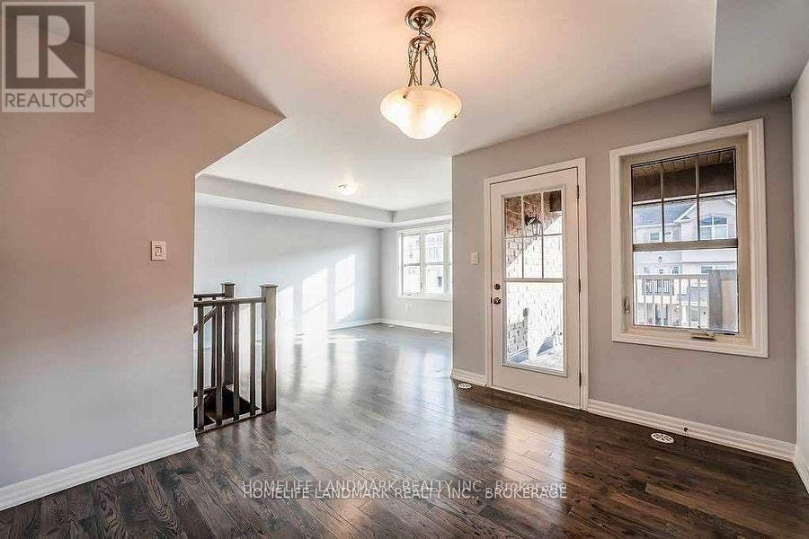 3077 MISTLETOE GARDENS, Oakville (GO Glenorchy) — photo 7