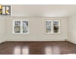 1702 E AVENUE N, Saskatoon — photo 8