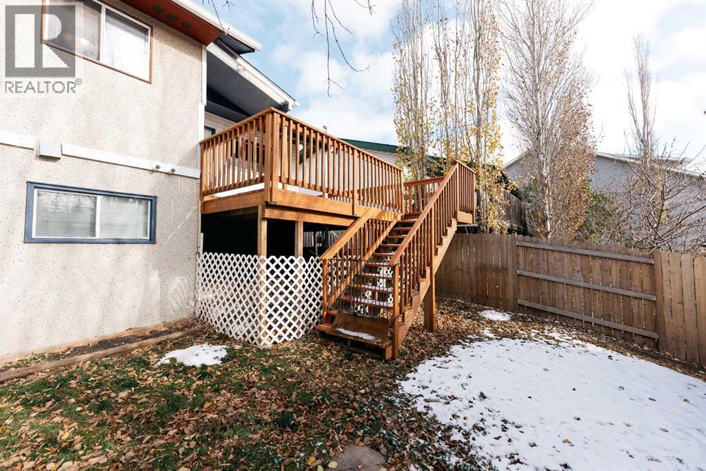 Listing photo – 5051 56 Street, Innisfail