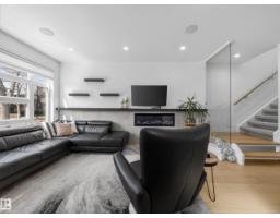 10449 143 ST NW, Edmonton — photo 3