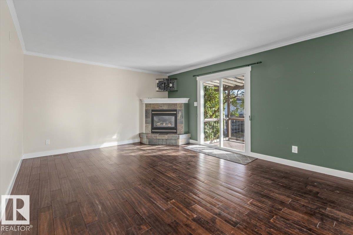 8907 136 Avenue NW, photo 4