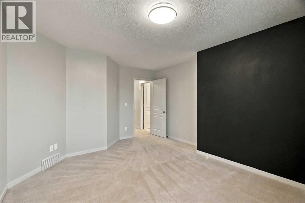 Property photograph 25 for MLS A2355295