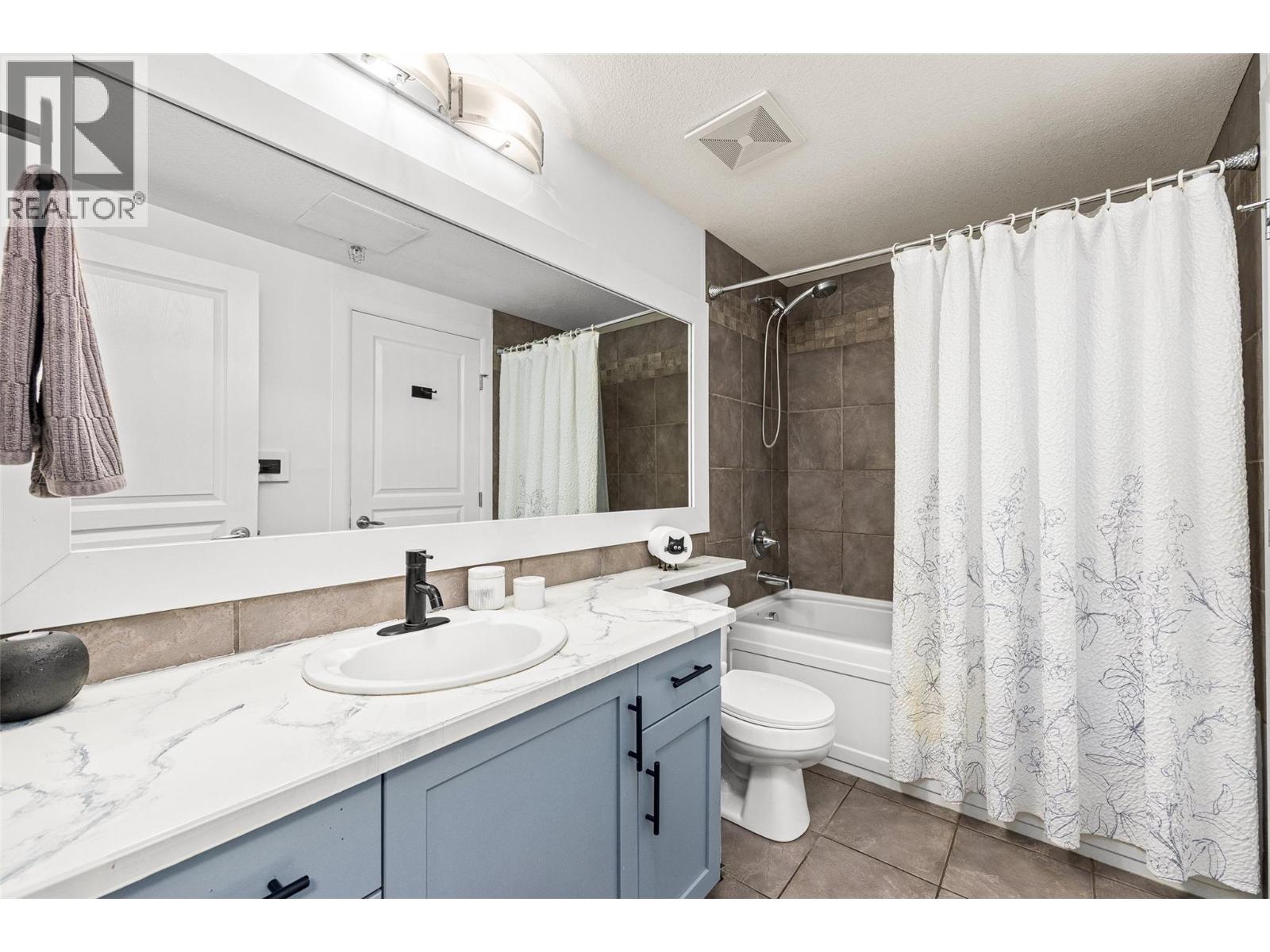 128 654 Cook Road, Kelowna