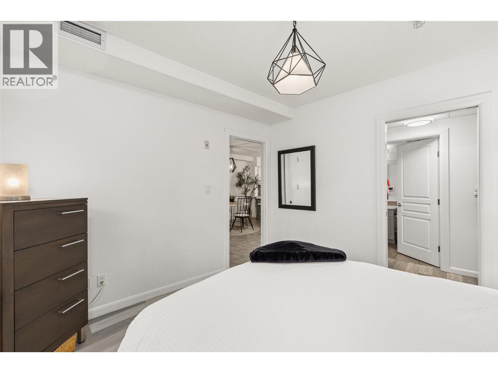 128 654 Cook Road, Kelowna