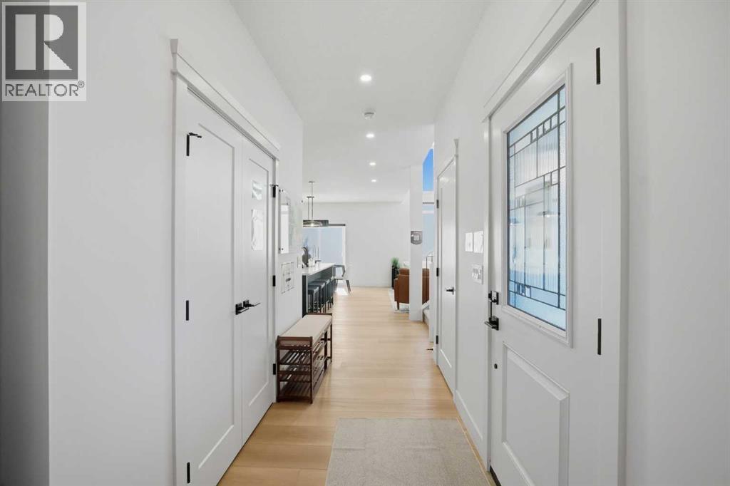 Property photograph 2 for MLS A2355701