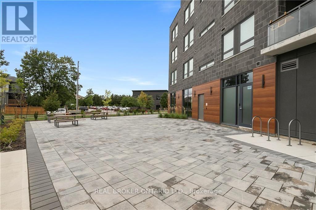 313 - 26 LOWES ROAD, Guelph (Clairfields/Hanlon Business Park) — photo 2